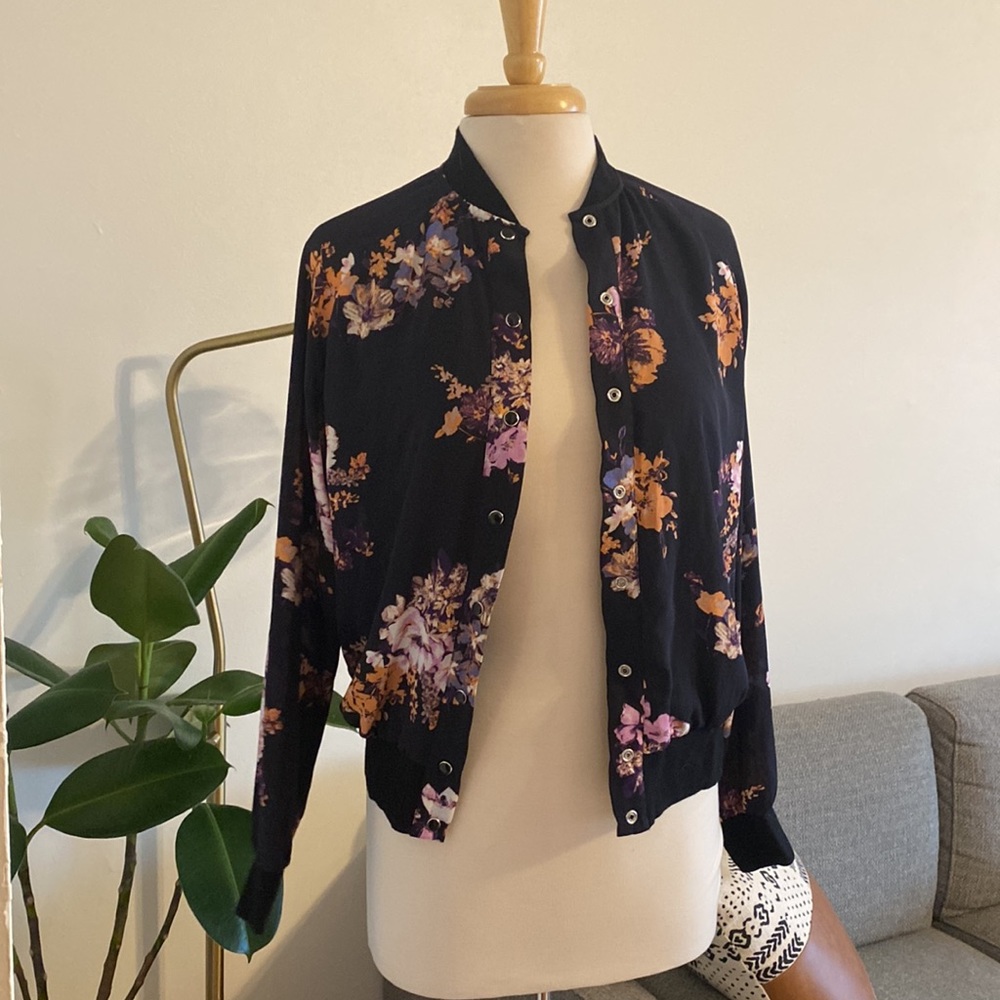 Light Weight Floral Bomber Jacket